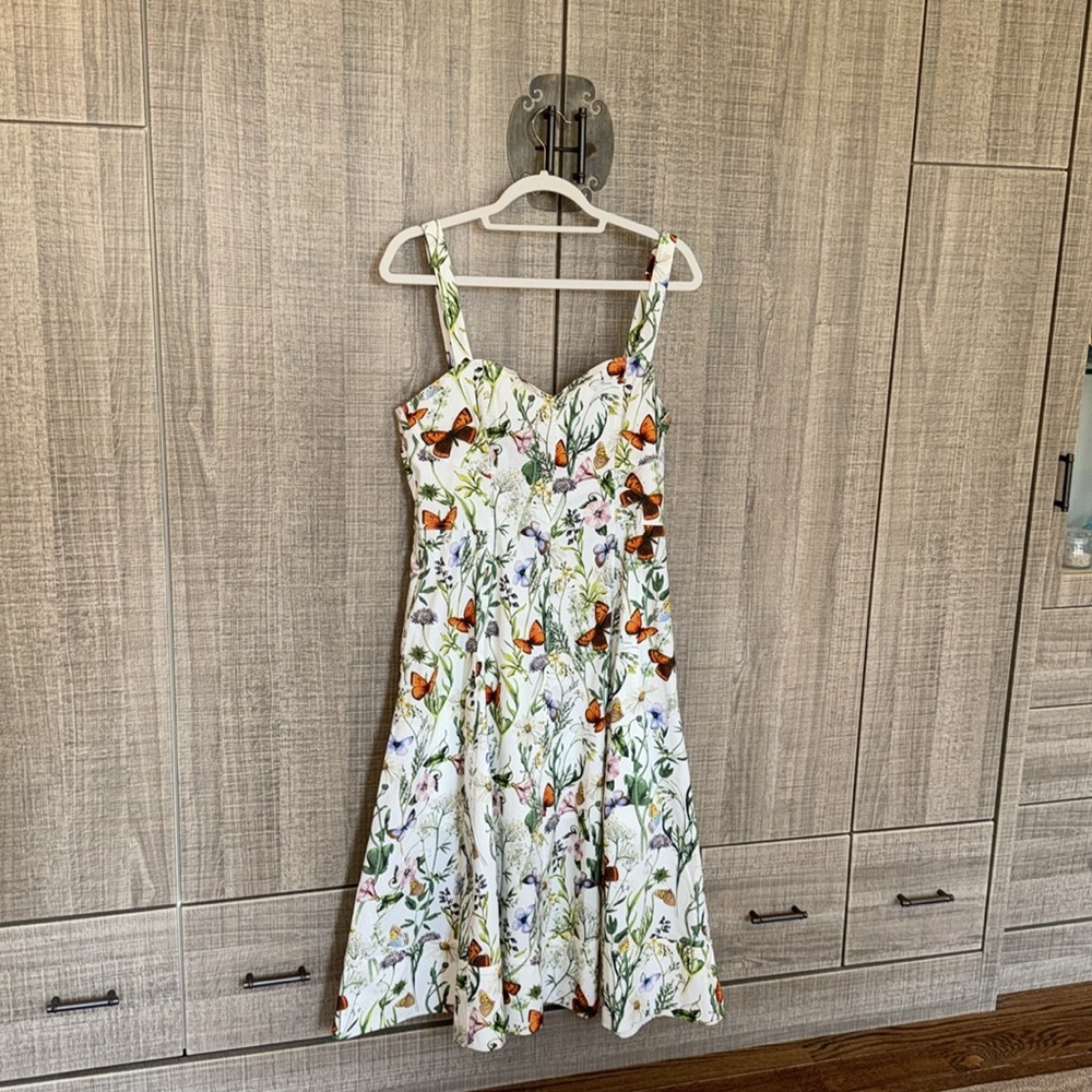 Avec Les Filles Botanical Fit & Flare Midi Dress in Butterfly Floral - Picture 12 of 17